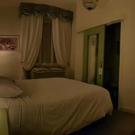 Acasadiada Bed & Breakfast *